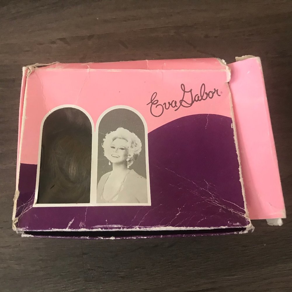 Vintage Eva Gabor Coronet Color #6 Kanekalon Wig